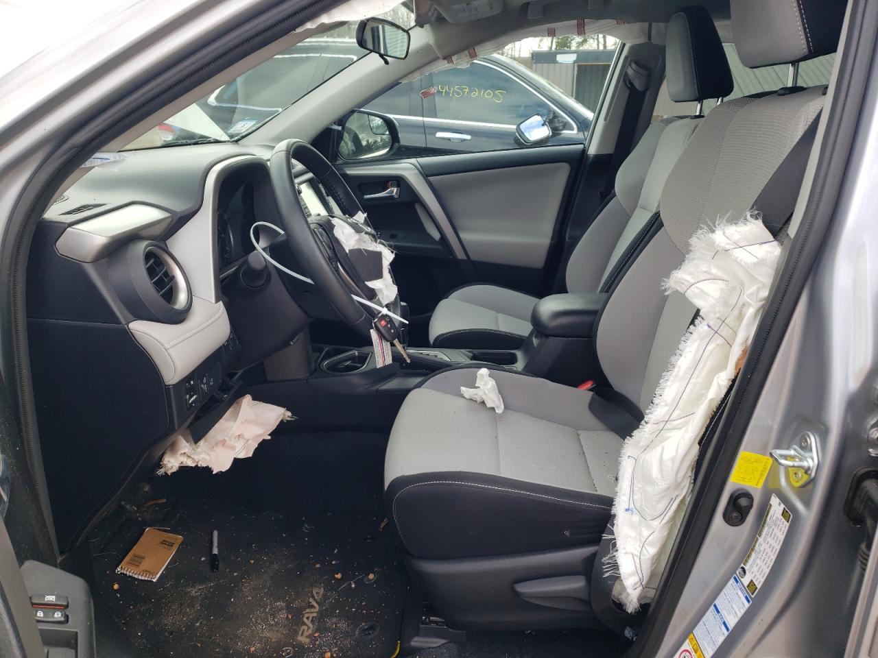 2017 TOYOTA RAV4 XLE - Image 7