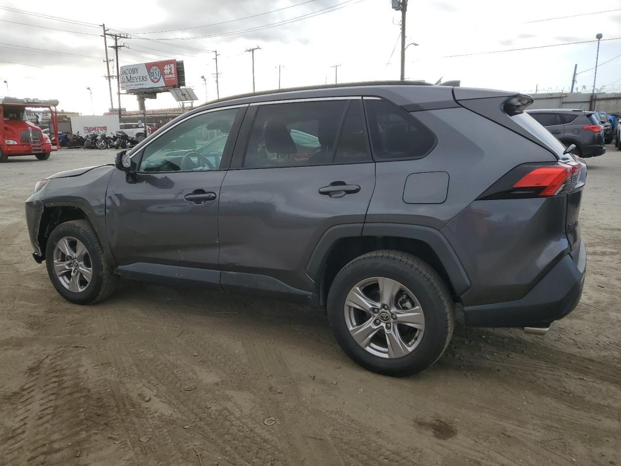 2022 TOYOTA RAV4 XLE - Image 2