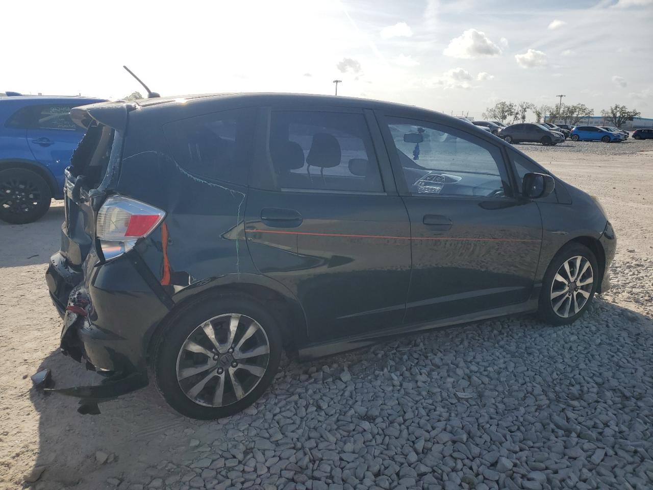 2013 HONDA FIT SPORT - Фото 3