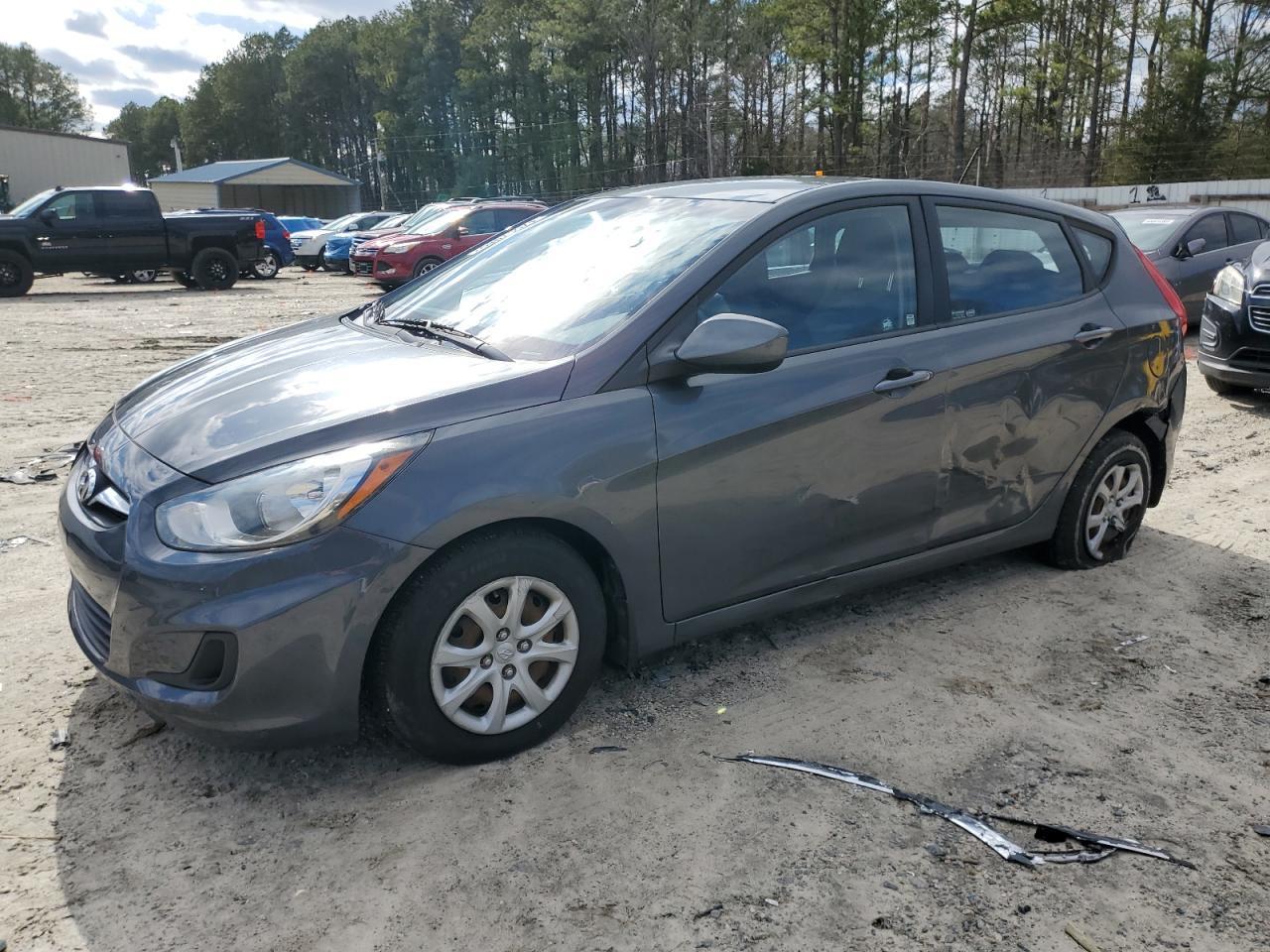 2012 HYUNDAI ACCENT GLS