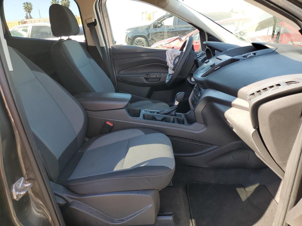 2017 FORD ESCAPE SE - Фото 7