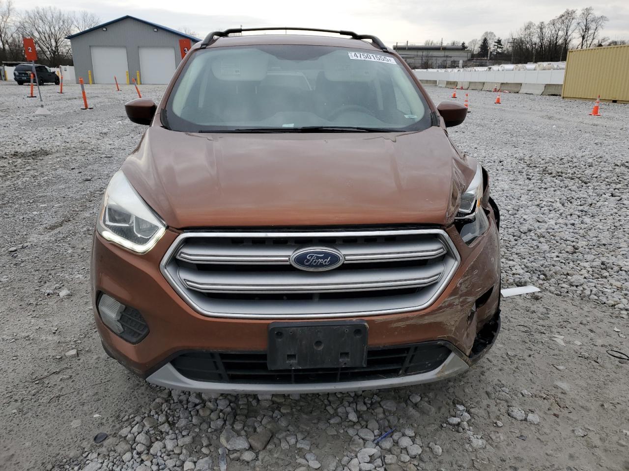 2017 FORD ESCAPE SE - Фото 5