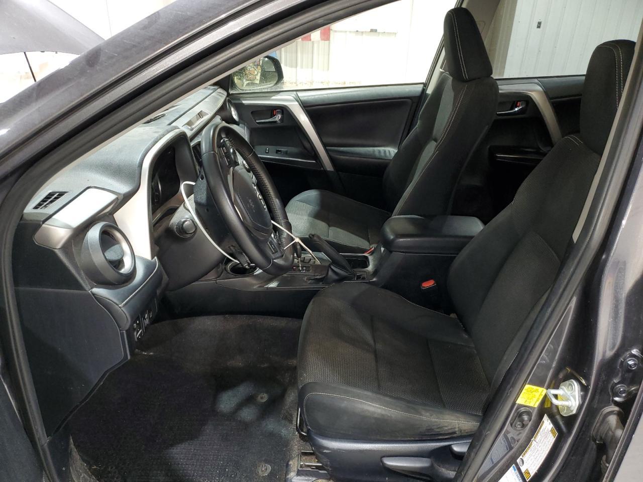 2017 TOYOTA RAV4 XLE - Image 7