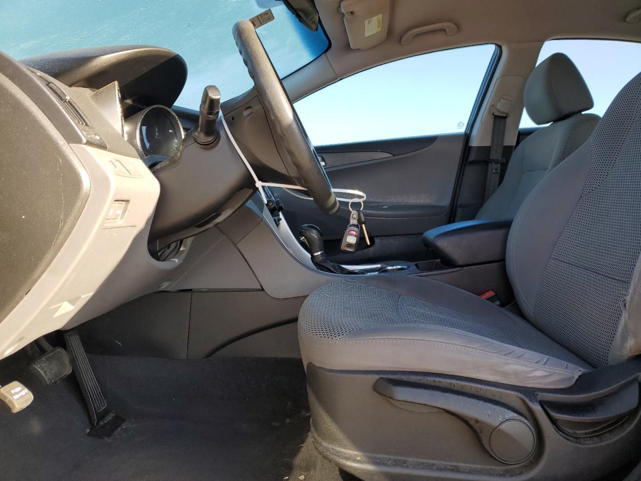 2011 HYUNDAI SONATA GLS - Image 7