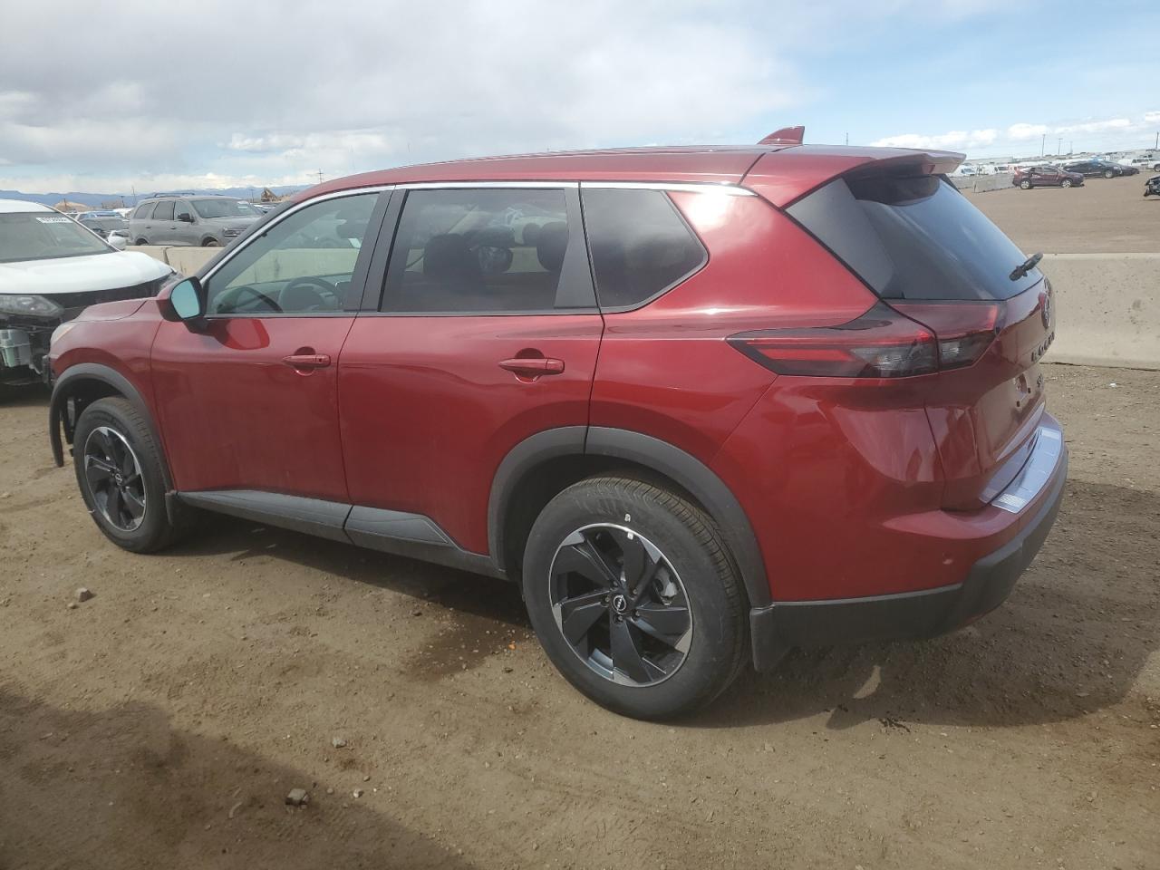 2024 NISSAN ROGUE SV - Image 2