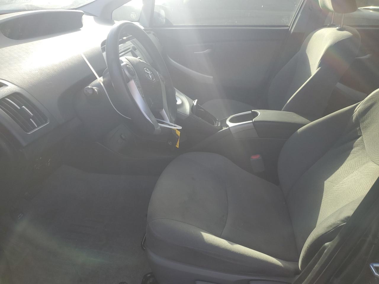 2015 TOYOTA PRIUS - Image 7