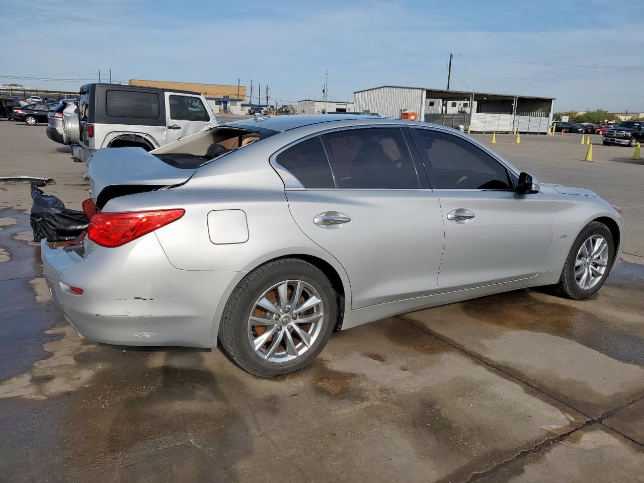 2016 INFINITI Q50 BASE - Фото 3
