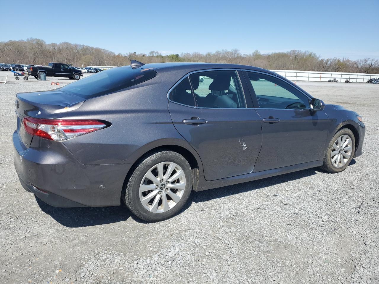 2020 TOYOTA CAMRY LE - Image 3