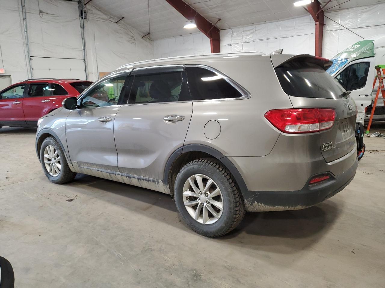 2016 KIA SORENTO LX - Image 2