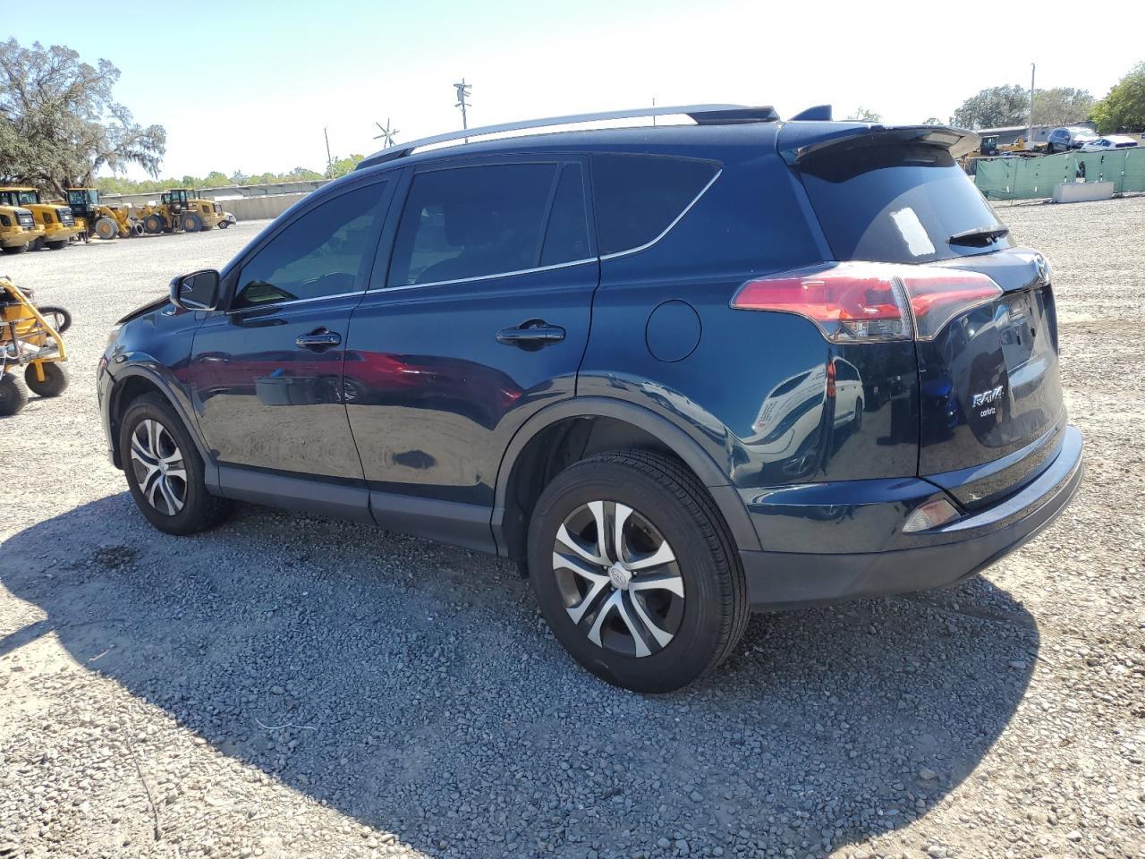 2018 TOYOTA RAV4 LE - Image 2