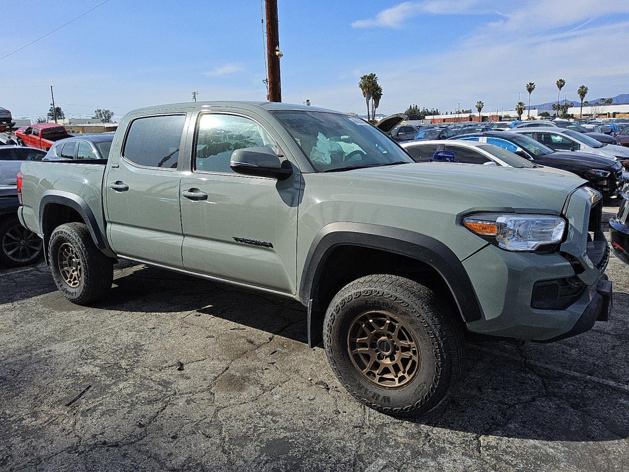 2023 TOYOTA TACOMA DOU - Фото 4