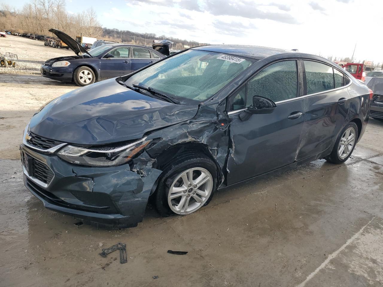 2017 CHEVROLET CRUZE LT