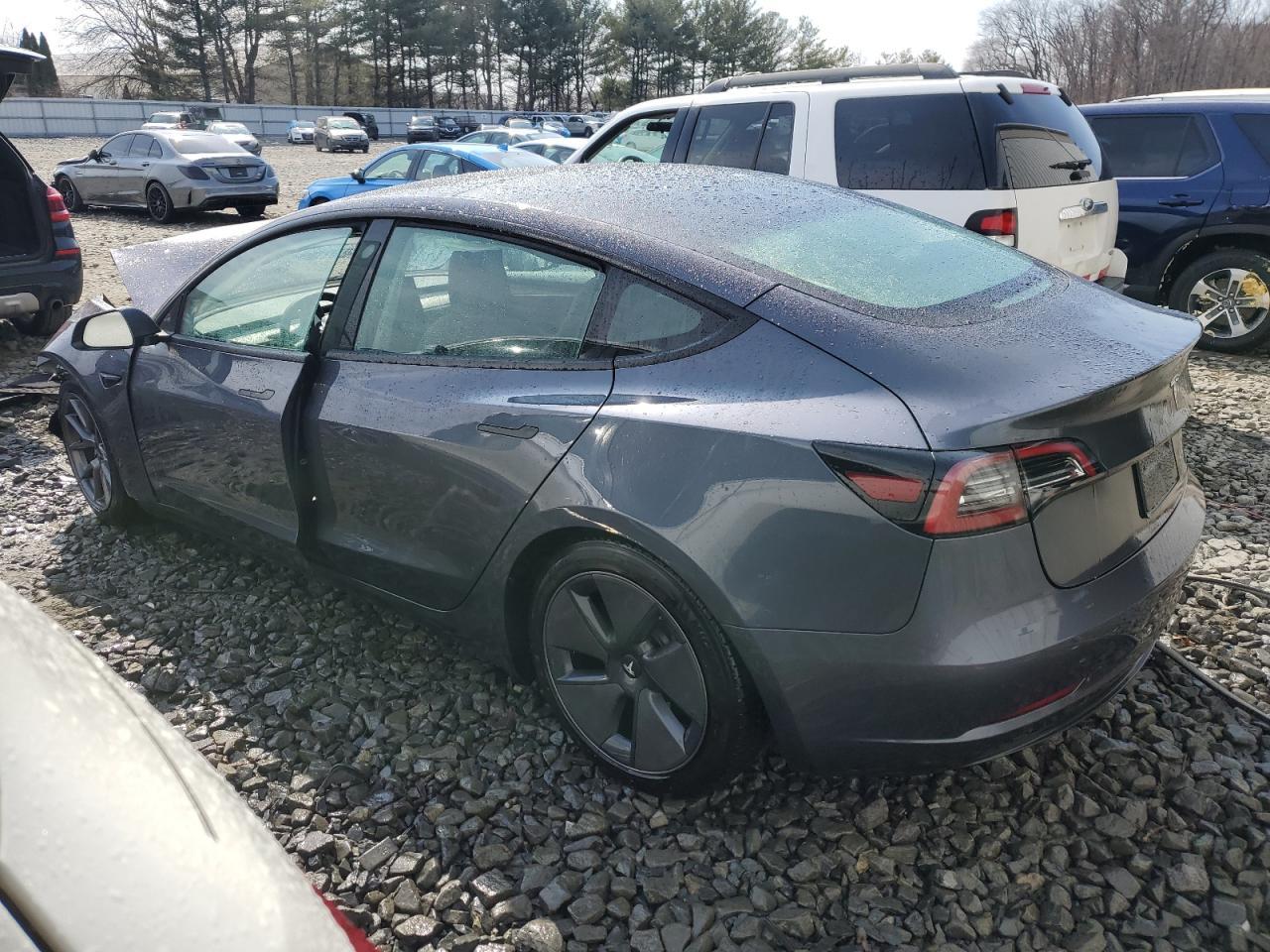 2023 TESLA MODEL 3 - Фото 2