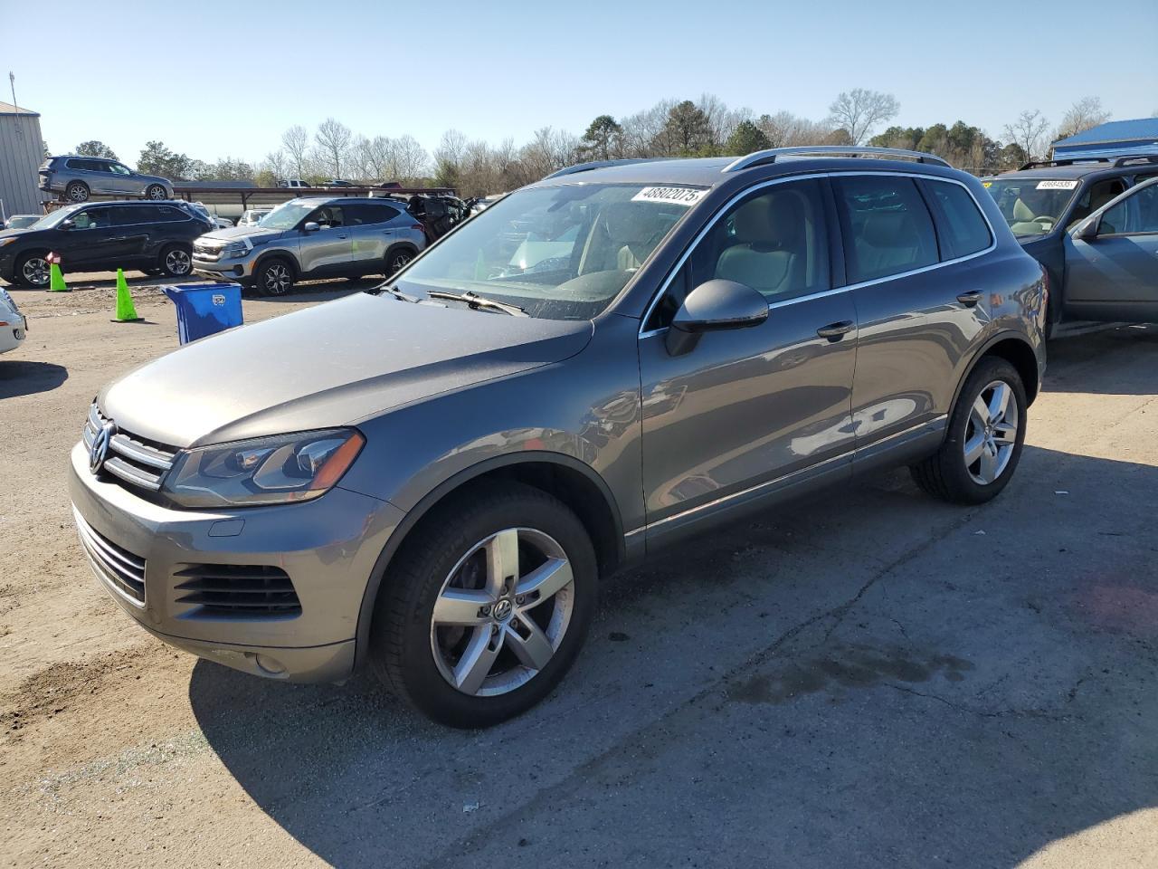 2013 VOLKSWAGEN TOUAREG V6