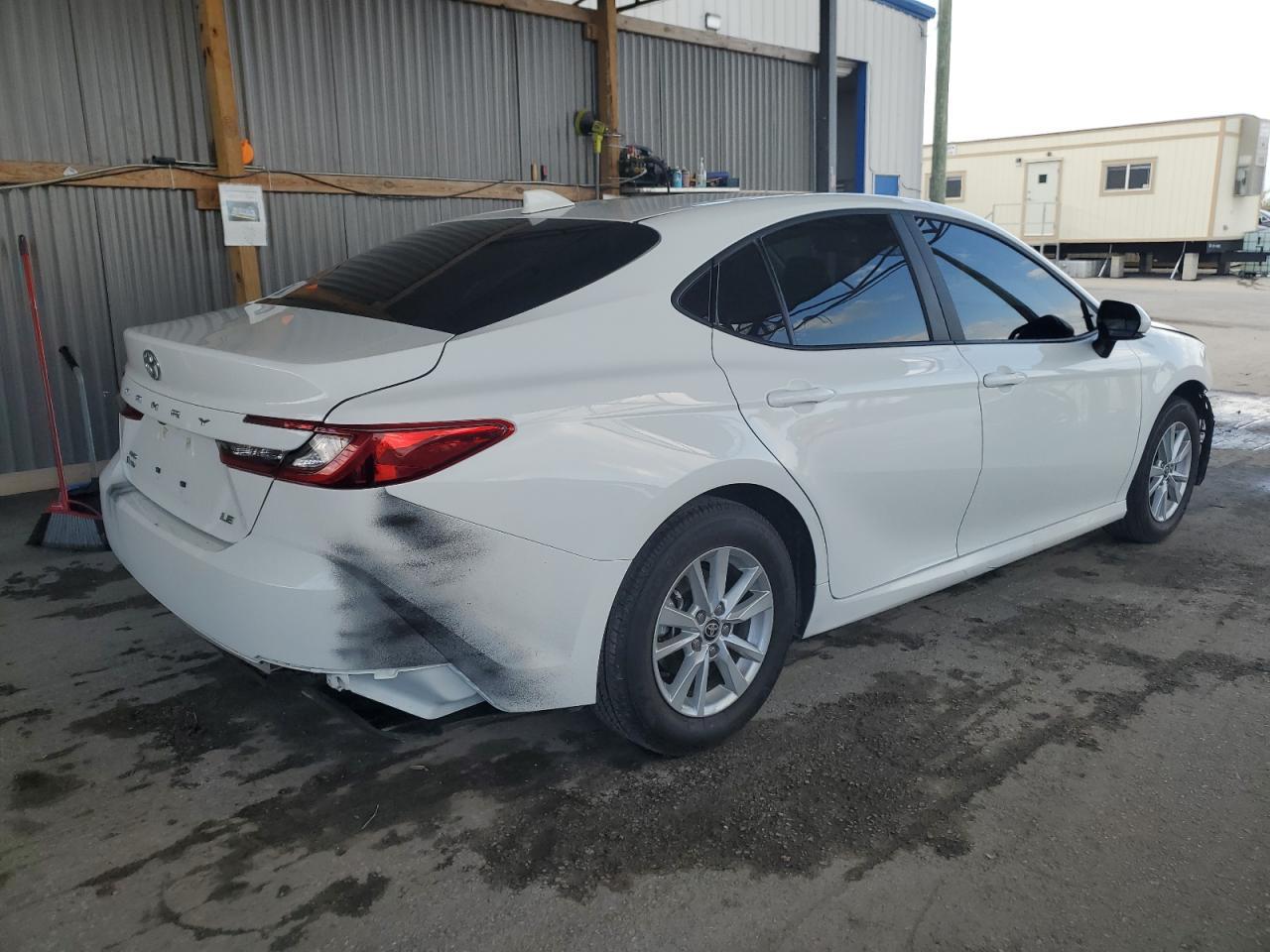 2025 TOYOTA CAMRY XSE - Фото 3