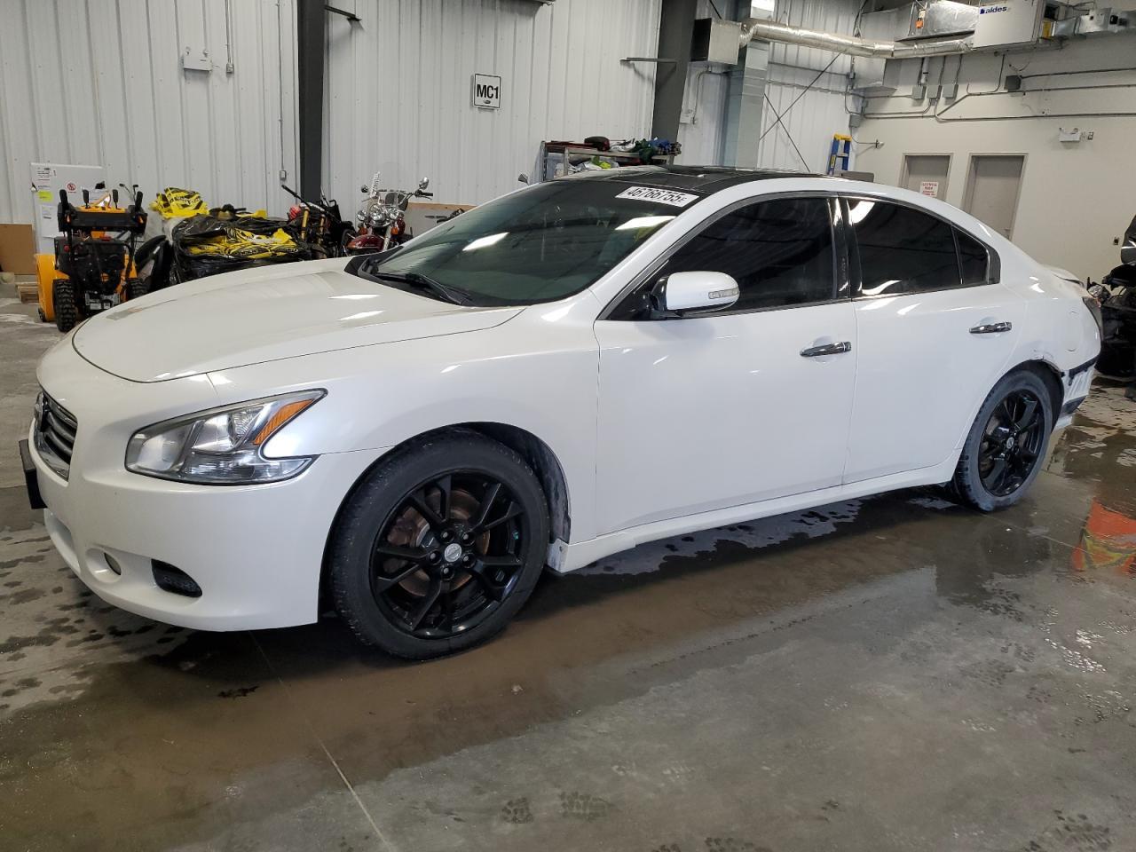 2014 NISSAN MAXIMA S