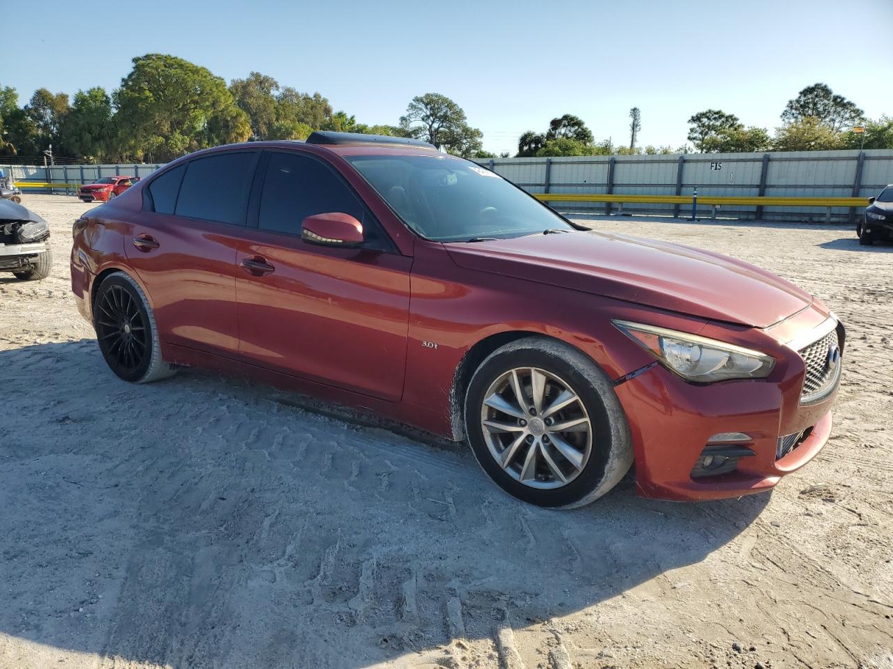 2016 INFINITI Q50 PREMIU - Фото 4