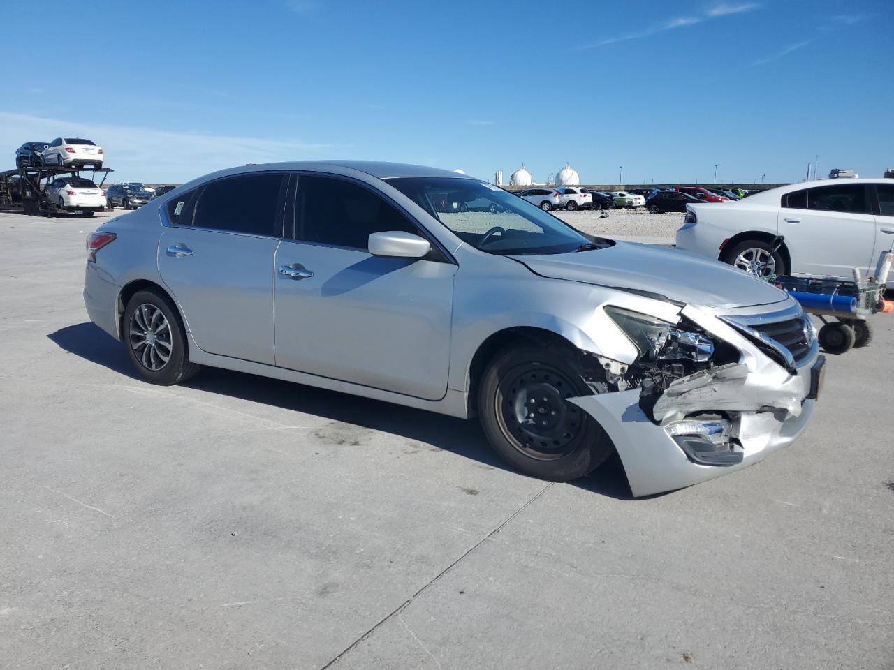 2015 NISSAN ALTIMA 2.5 - Фото 4
