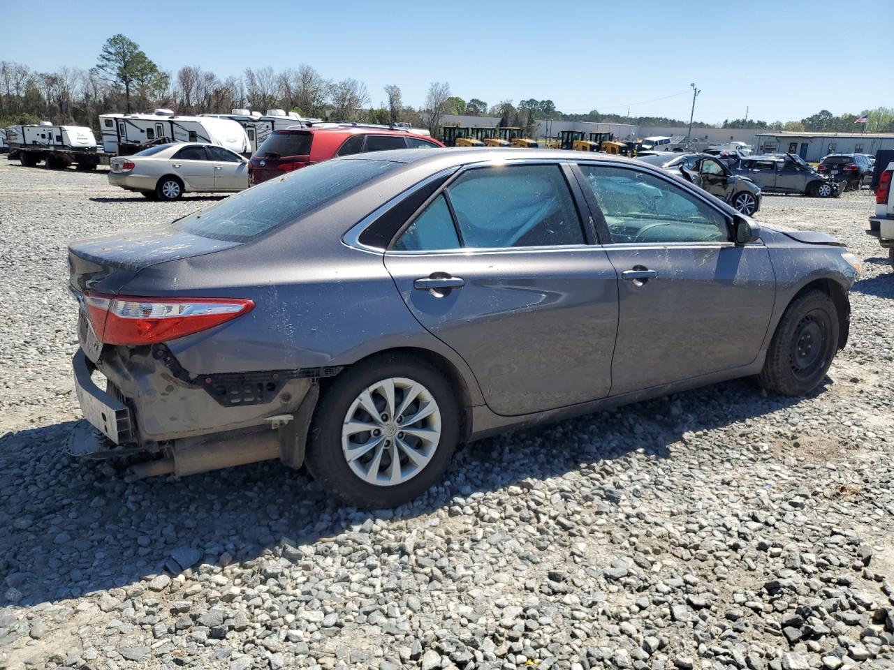 2016 TOYOTA CAMRY LE - Фото 3