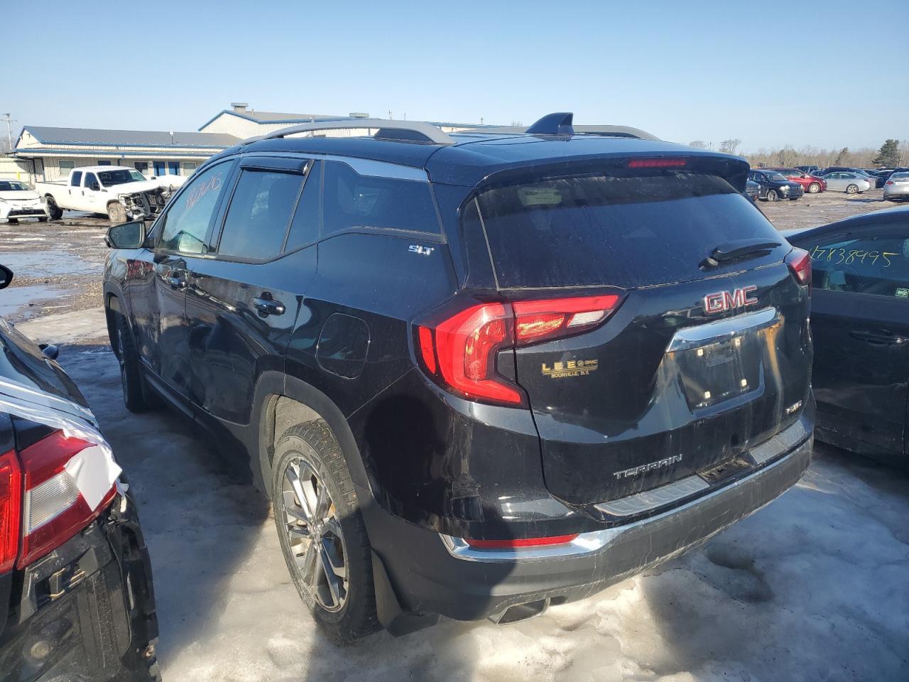 2018 GMC TERRAIN SL - Image 2