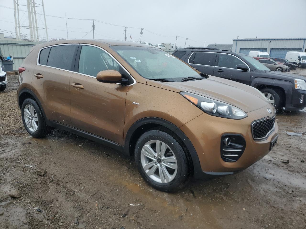 2017 KIA SPORTAGE L - Image 4