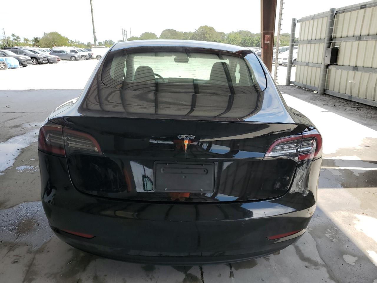 2022 TESLA MODEL 3 - Image 6