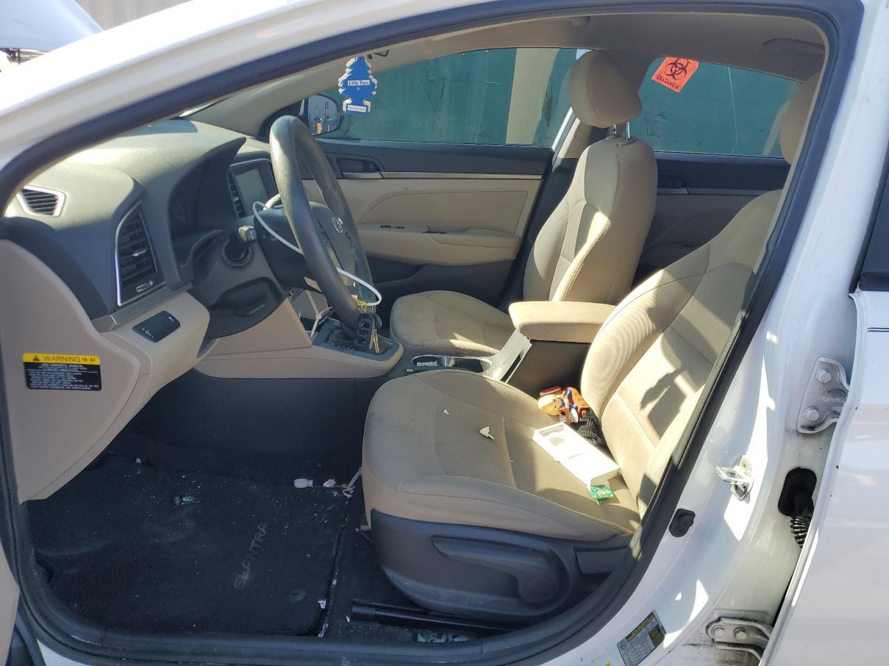 2017 HYUNDAI ELANTRA SE - Image 7