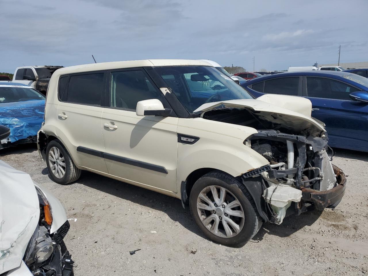 2013 KIA SOUL - Image 4