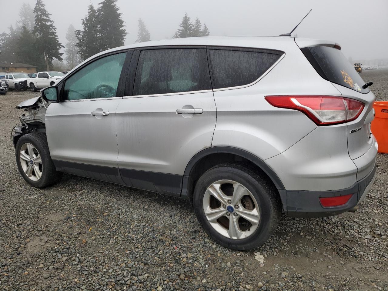 2015 FORD ESCAPE SE - Image 2