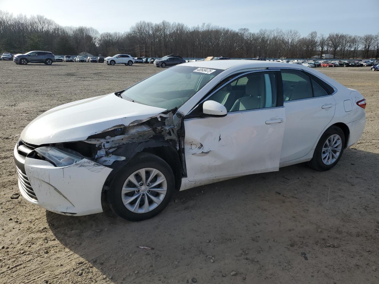 2016 TOYOTA CAMRY LE