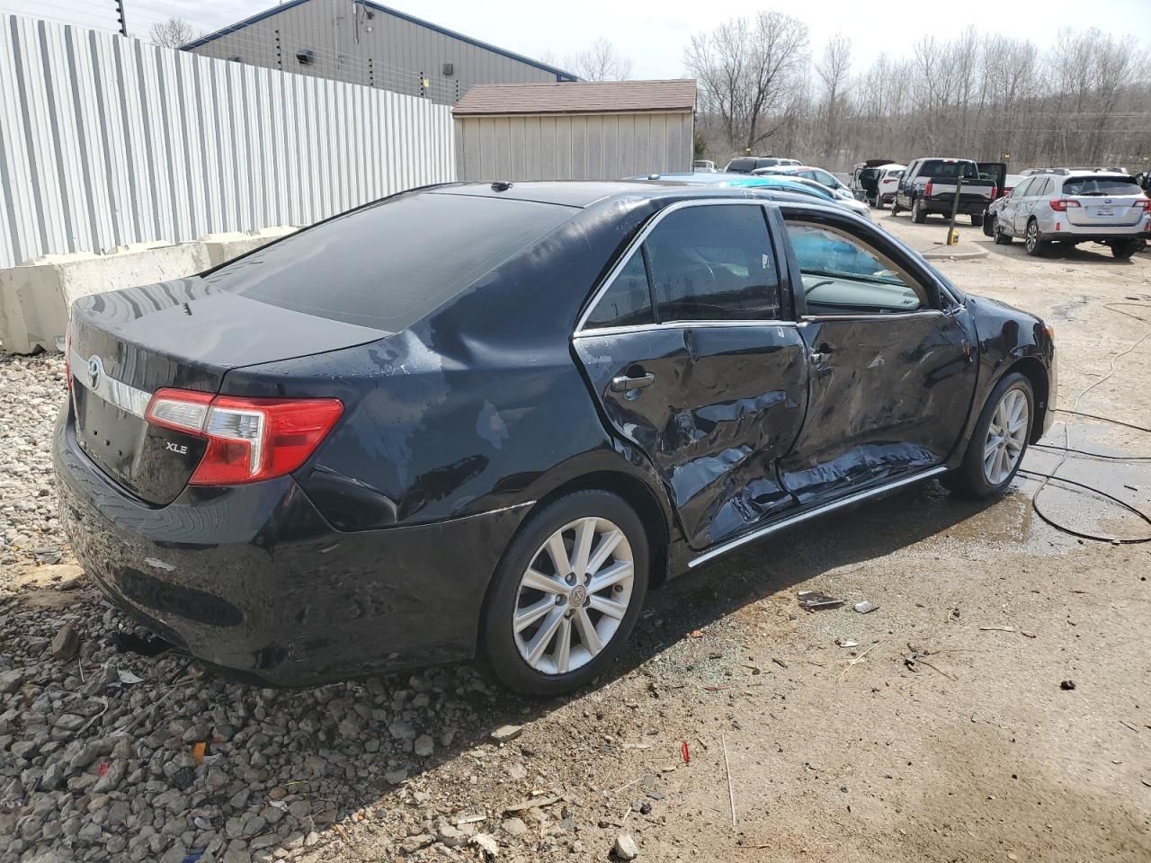 2012 TOYOTA CAMRY BASE - Фото 3
