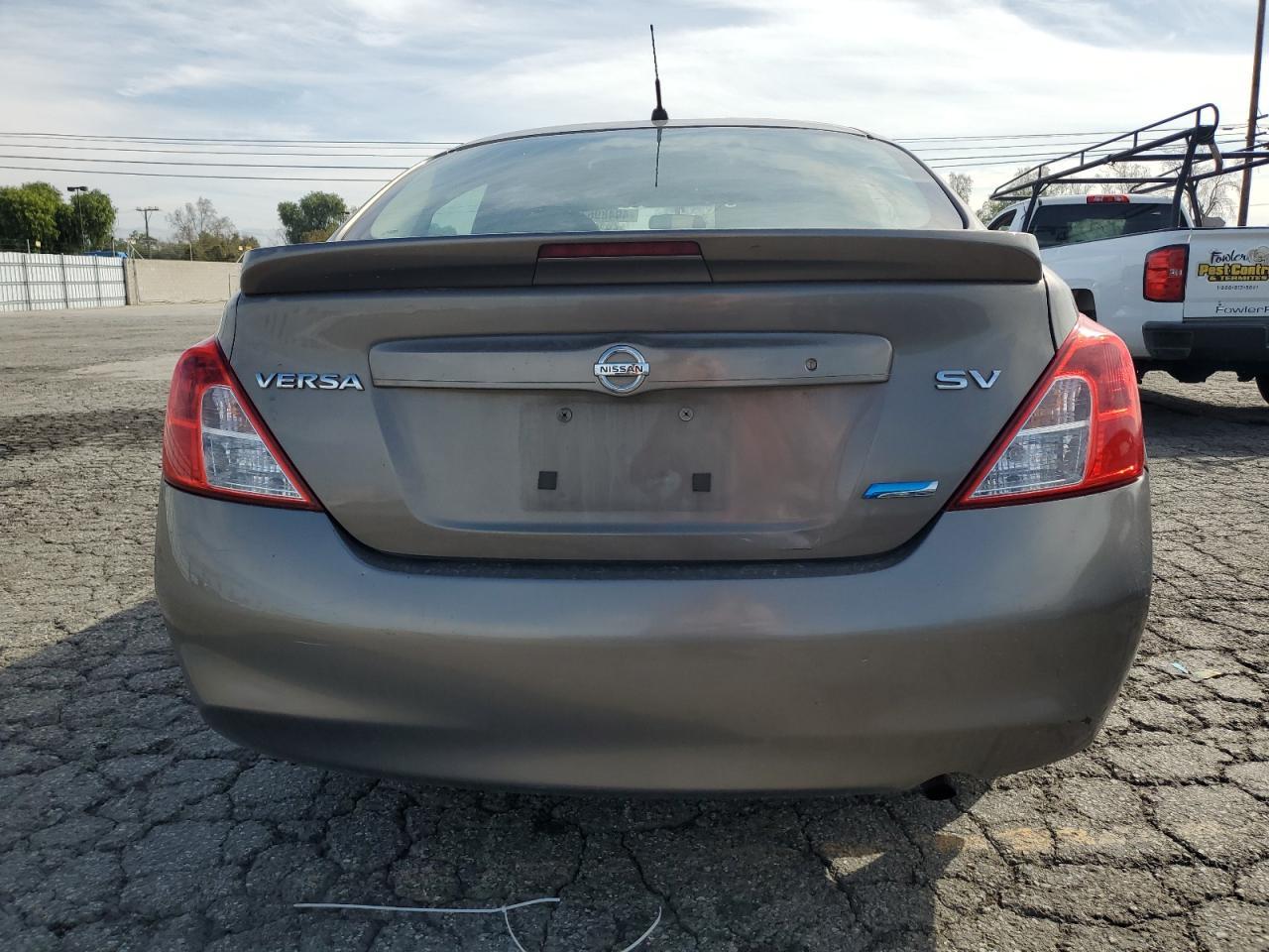 2014 NISSAN VERSA S - Фото 6