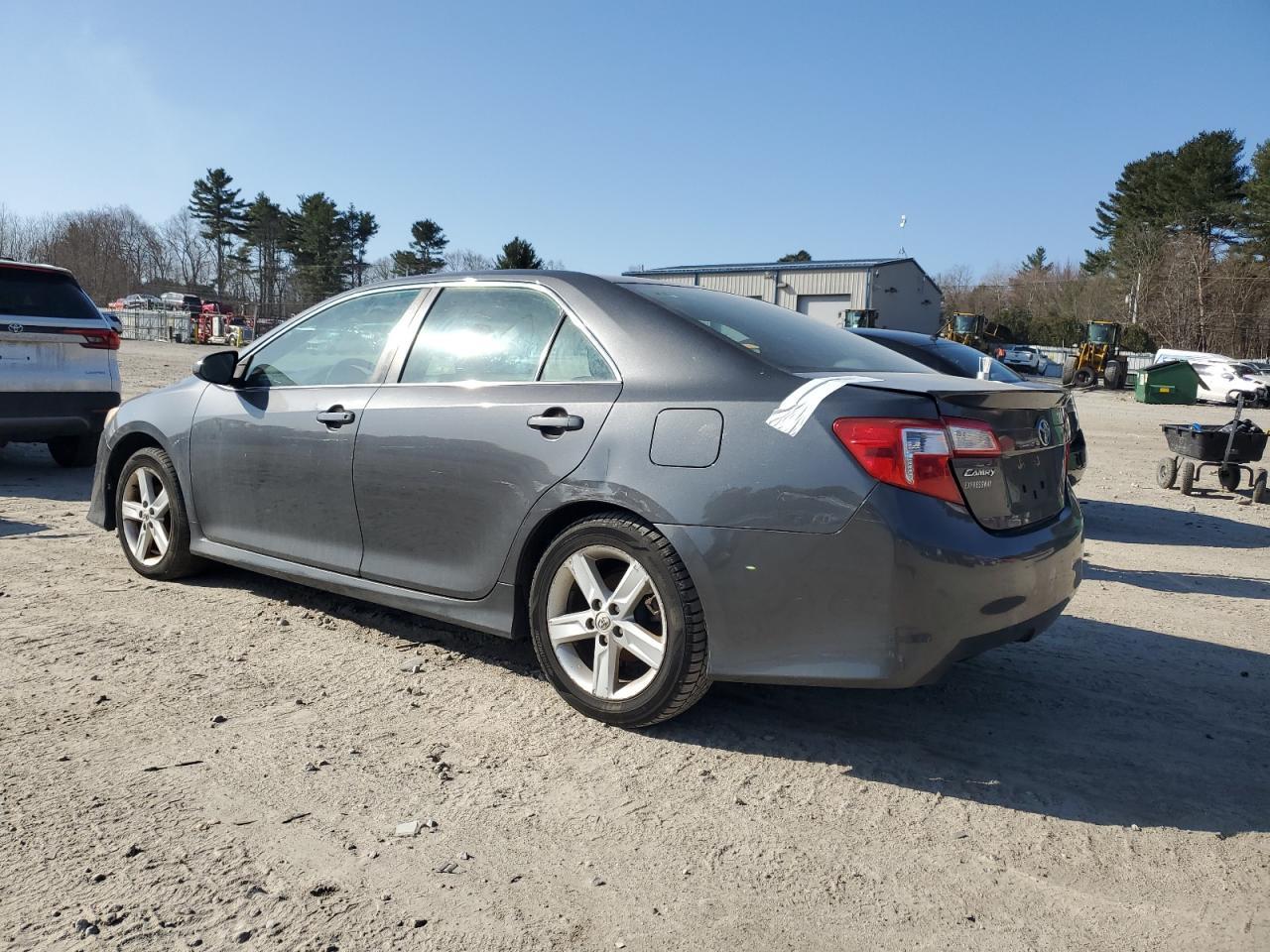 2012 TOYOTA CAMRY BASE - Фото 2