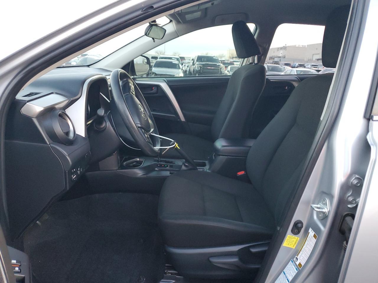 2018 TOYOTA RAV4 LE - Image 7