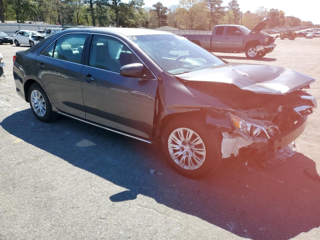 2012 TOYOTA CAMRY BASE - Фото 4