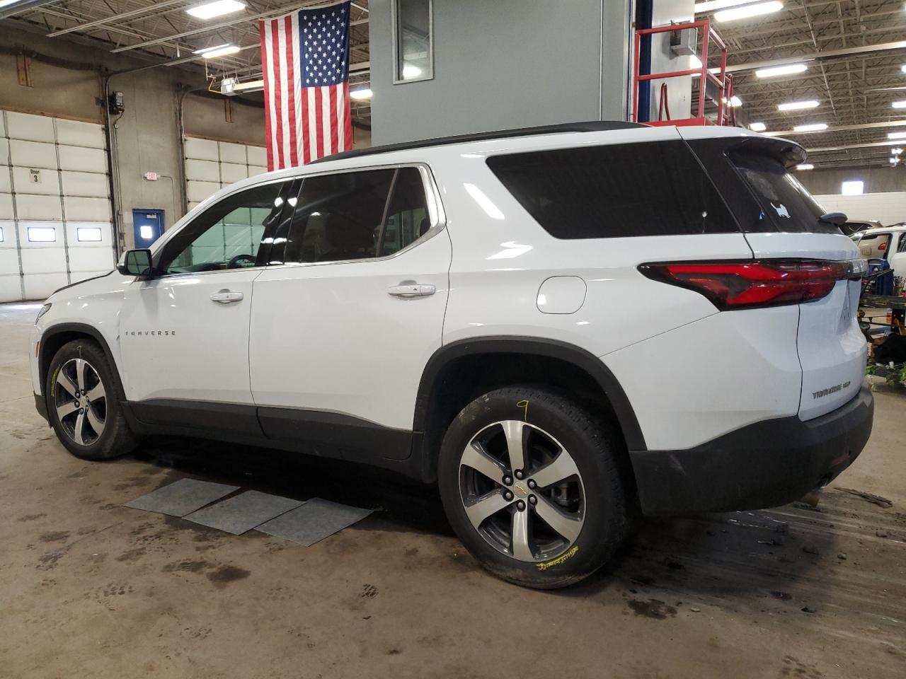 2023 CHEVROLET TRAVERSE L - Image 2