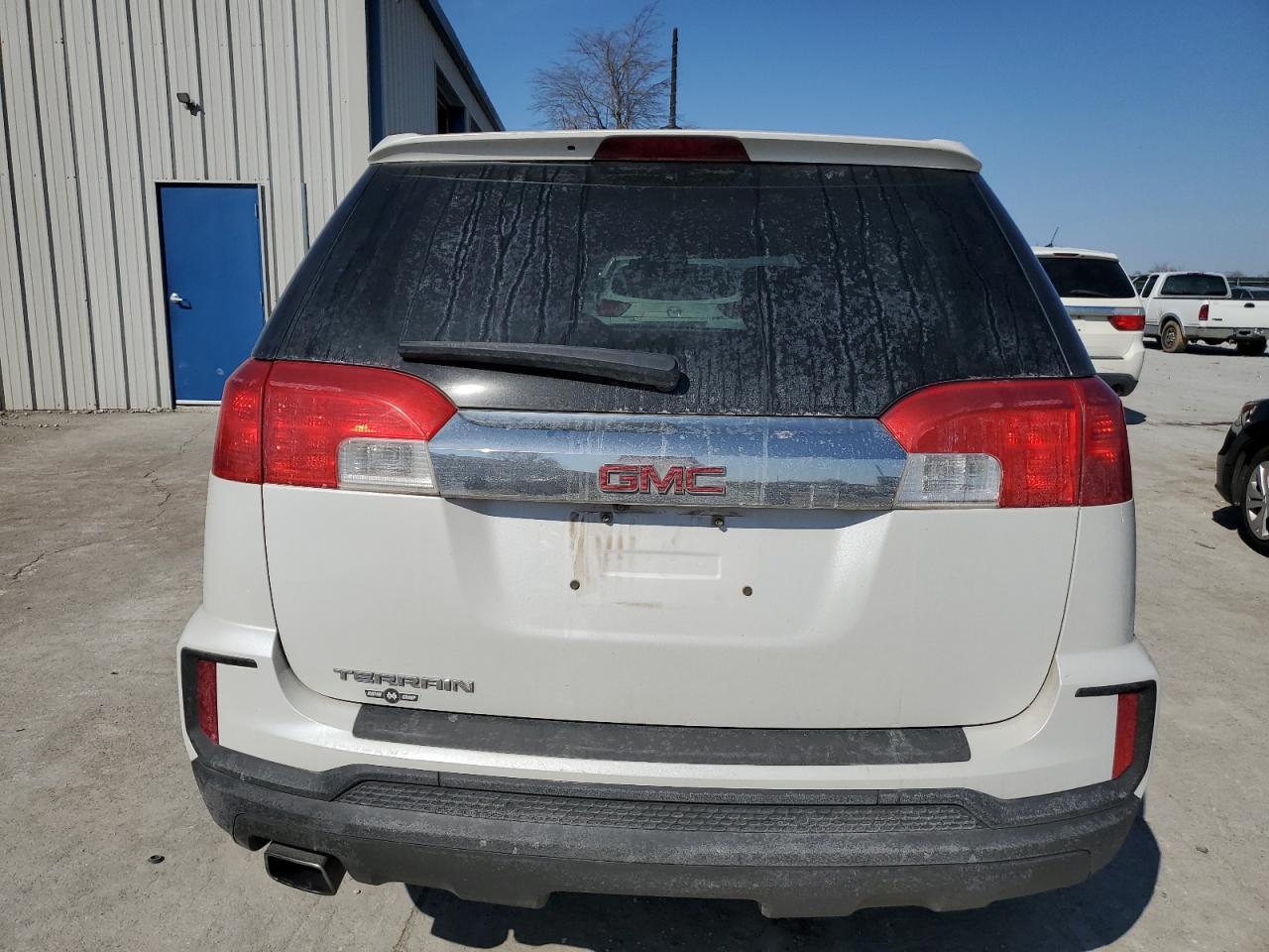 2016 GMC TERRAIN SL - Image 6