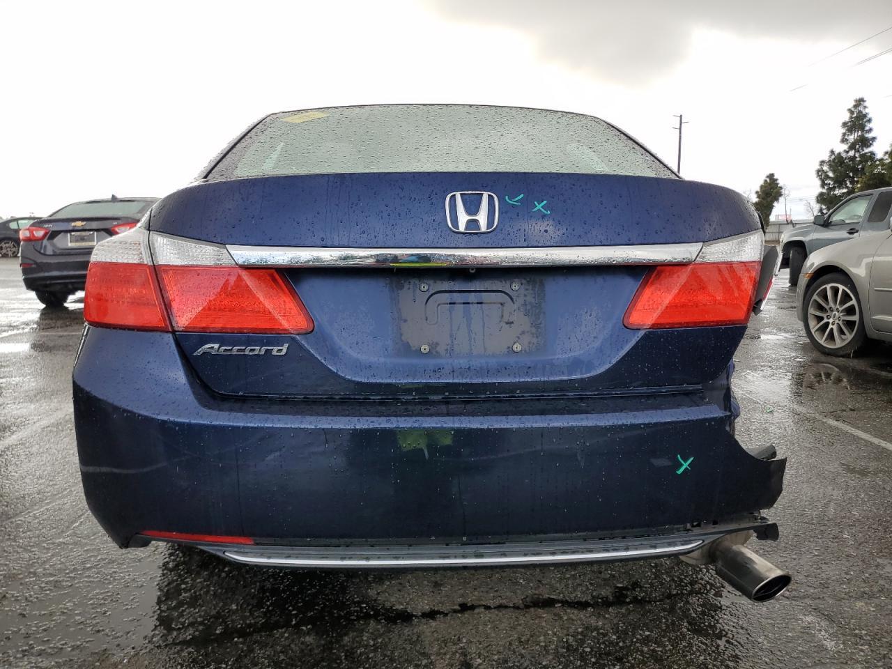 2014 HONDA ACCORD LX - Image 6