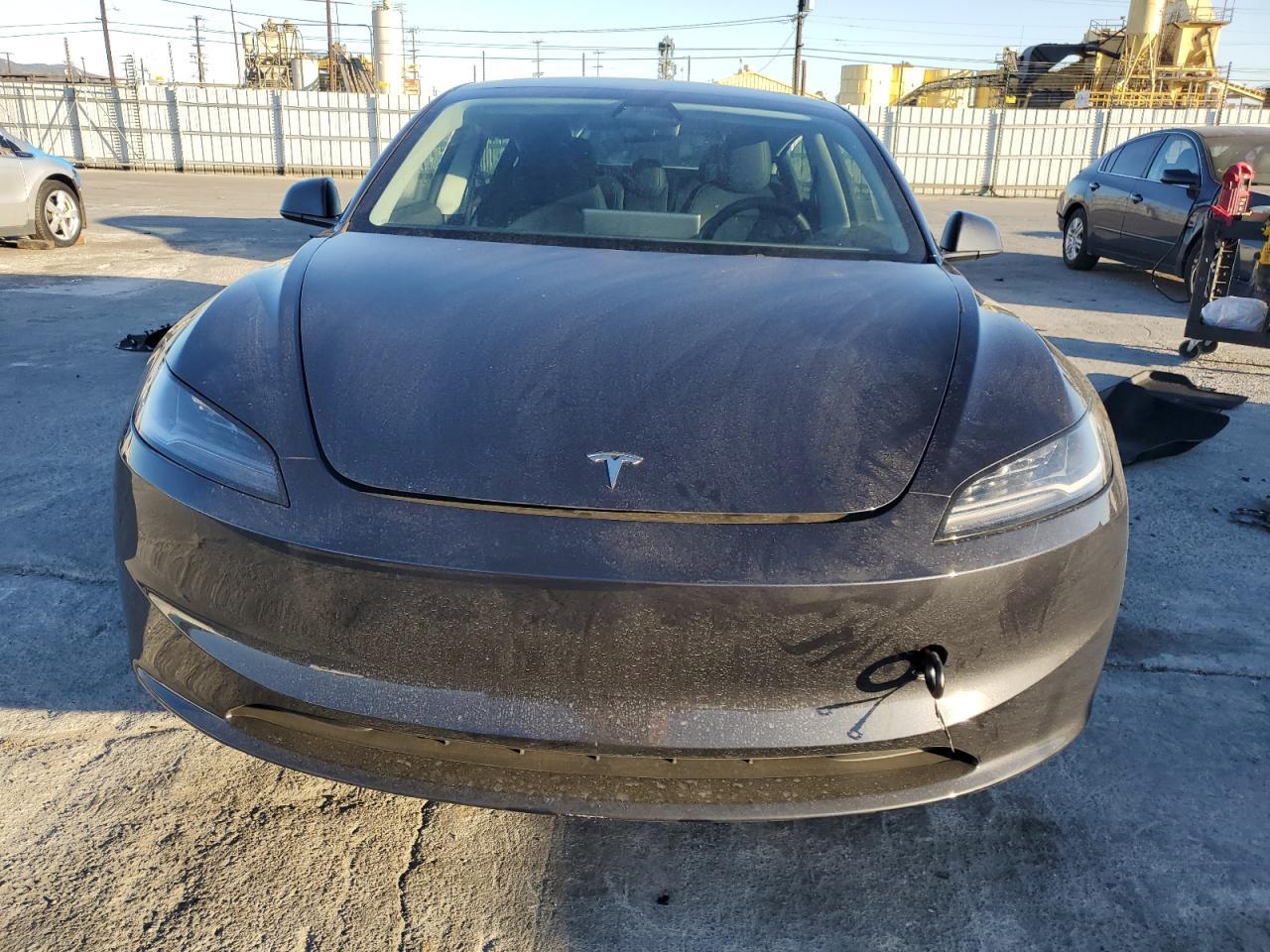 2024 TESLA MODEL 3 - Фото 5