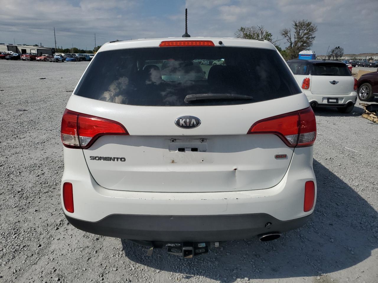 2014 KIA SORENTO LX - Image 6