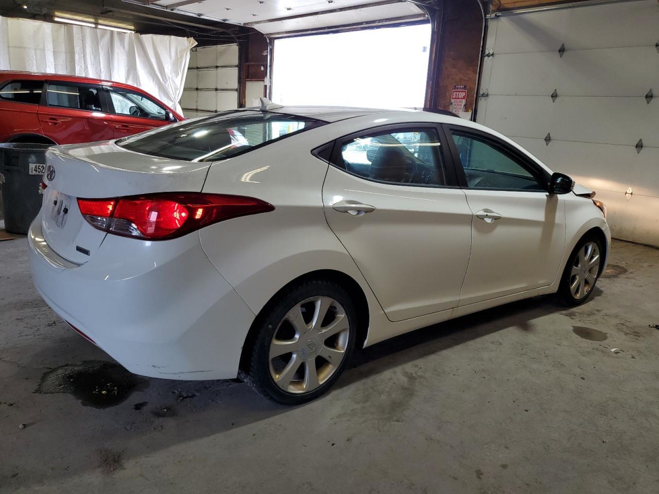 2013 HYUNDAI ELANTRA GL - Image 3