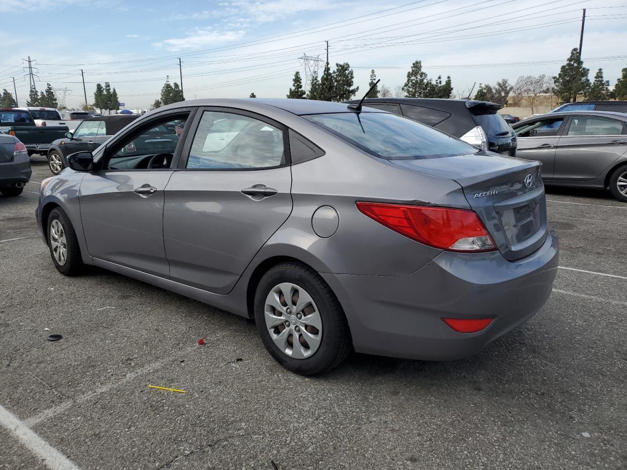 2016 HYUNDAI ACCENT SE - Фото 2