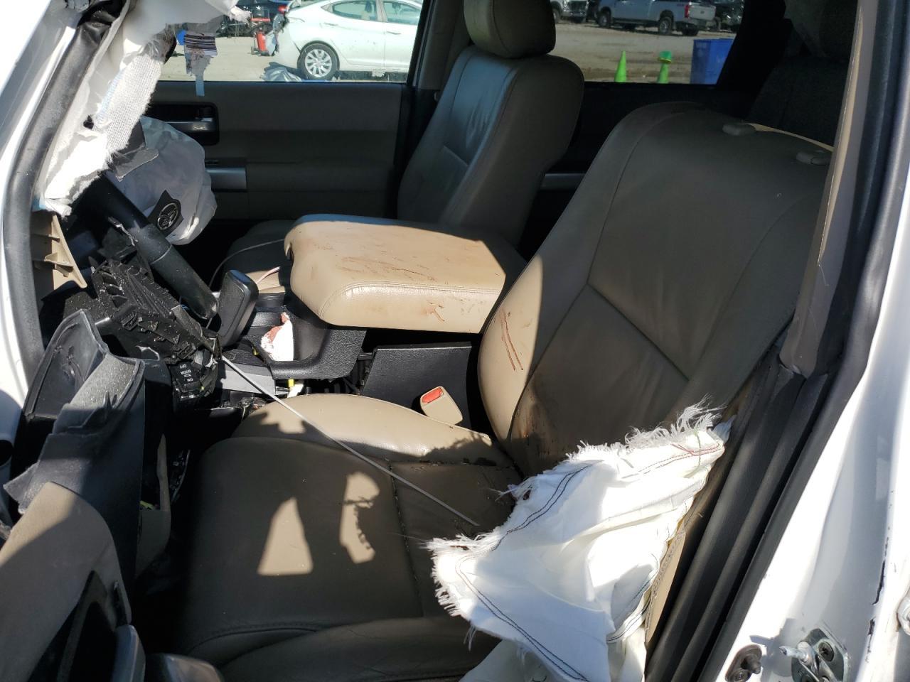 2018 TOYOTA SEQUOIA LI - Фото 7