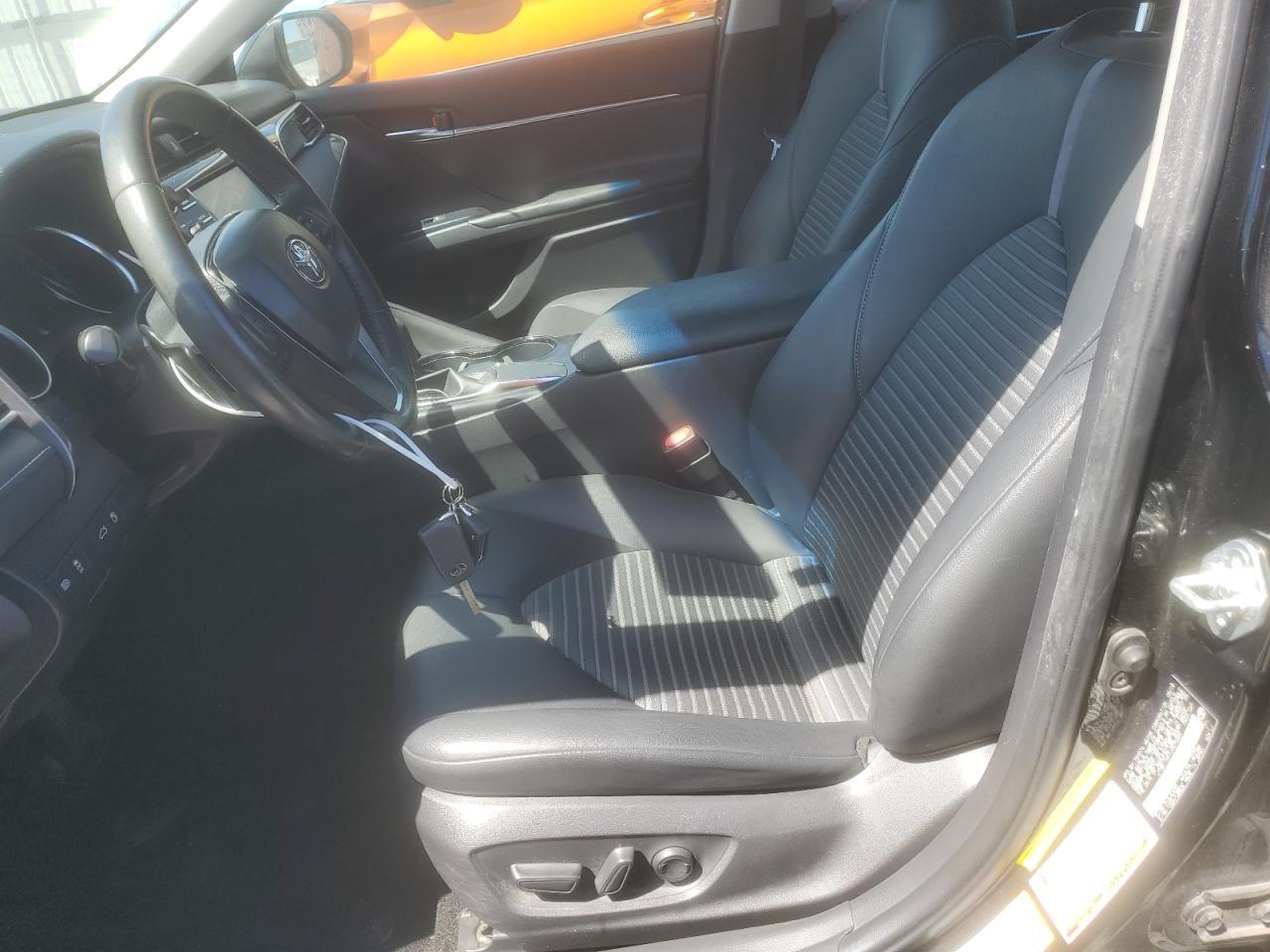 2018 TOYOTA CAMRY L - Фото 7