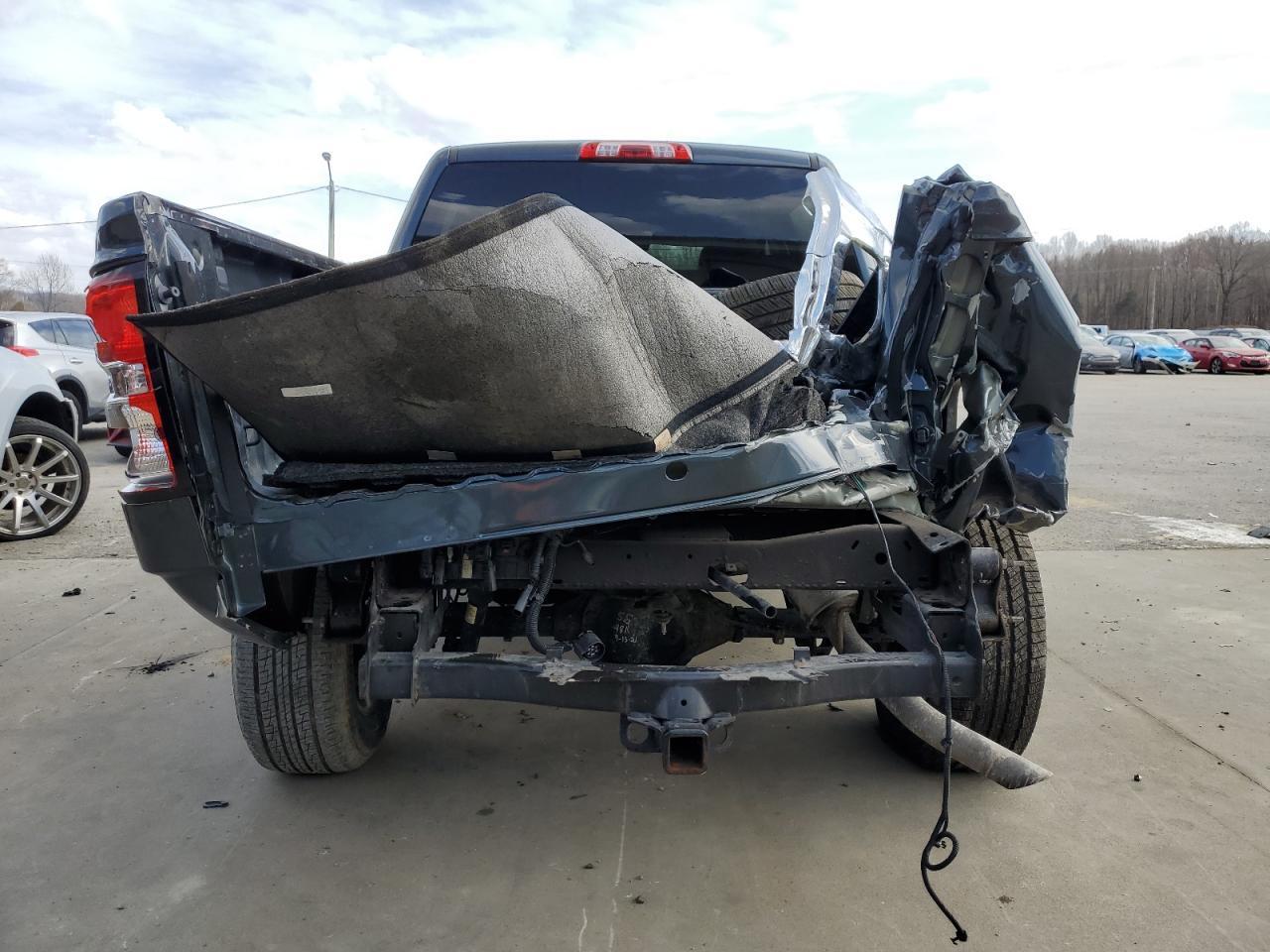 2018 CHEVROLET SILVERADO - Image 6