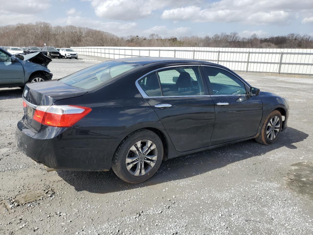 2014 HONDA ACCORD LX - Фото 3