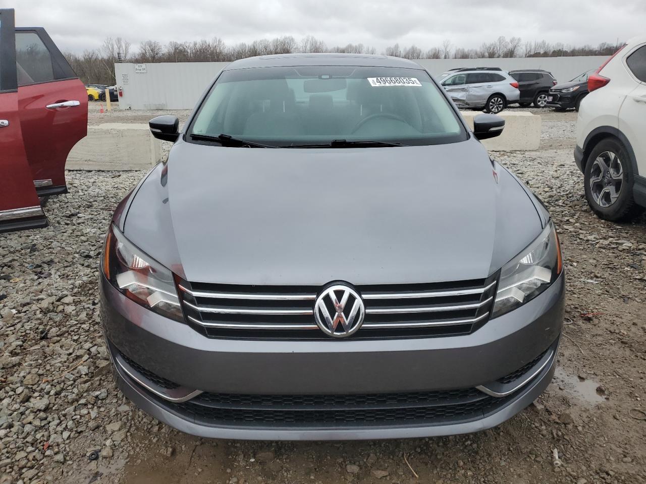 2013 VOLKSWAGEN PASSAT SE - Image 5