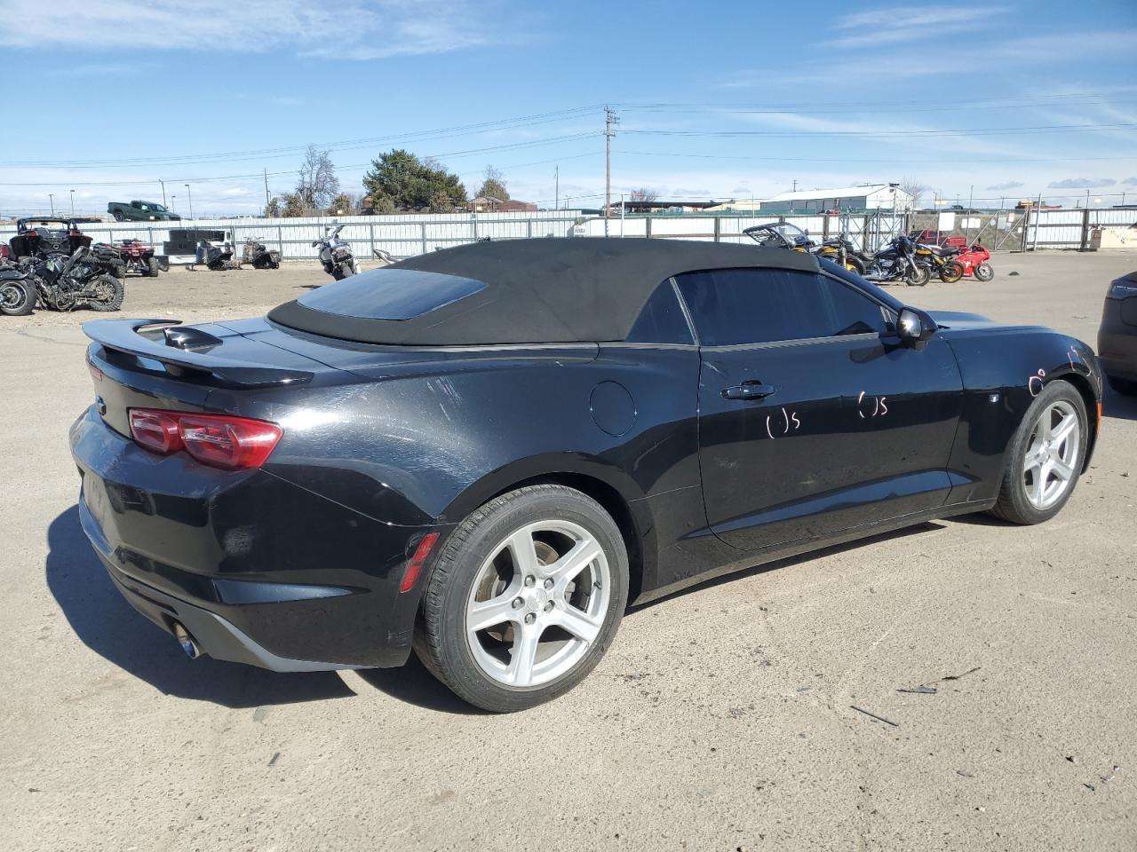 2019 CHEVROLET CAMARO LS - Image 3