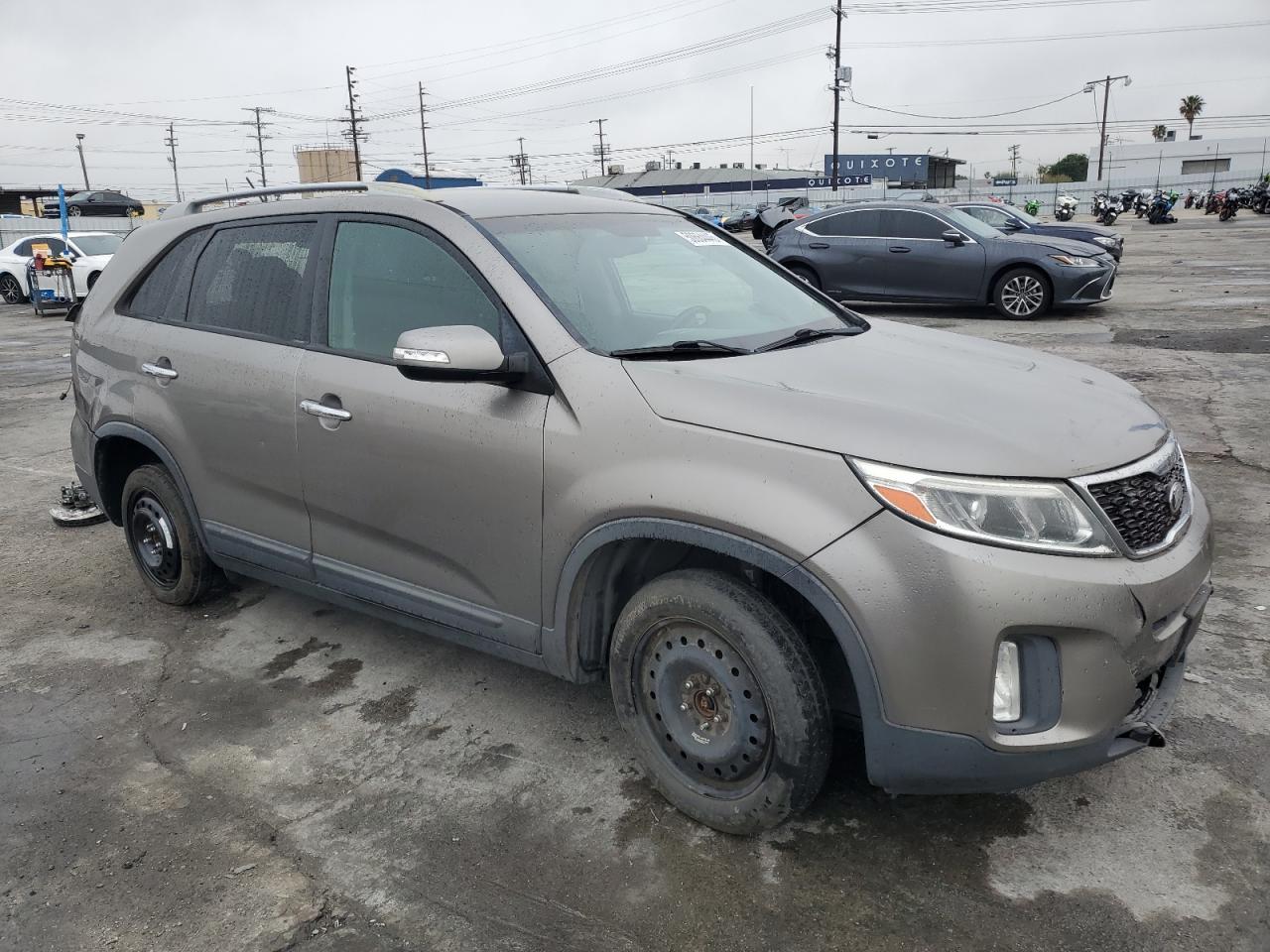 2015 KIA SORENTO LX - Image 4
