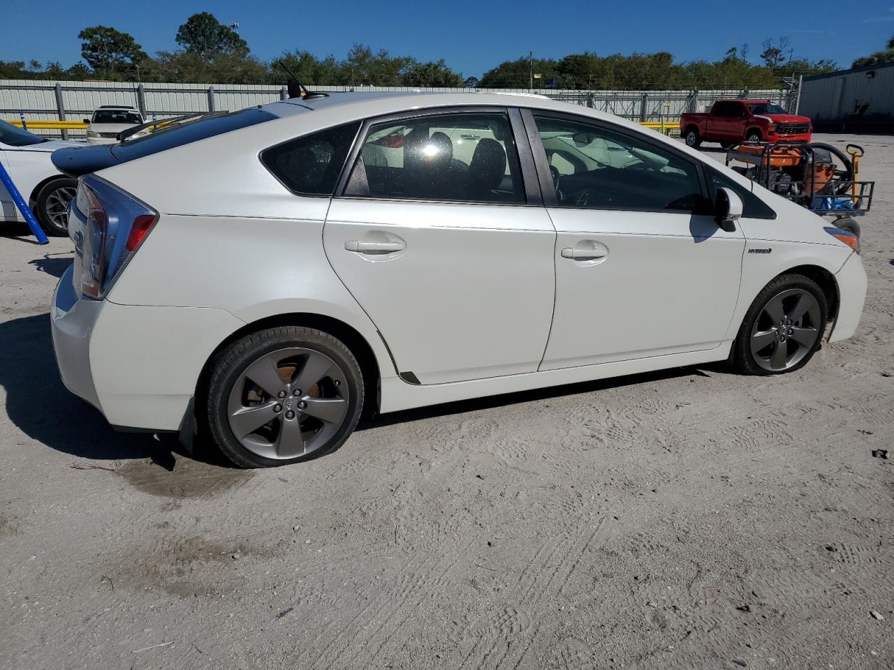 2015 TOYOTA PRIUS - Image 3